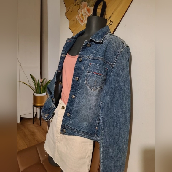 Vintage Tommy Hilfiger jacket. - Picture 4 of 7